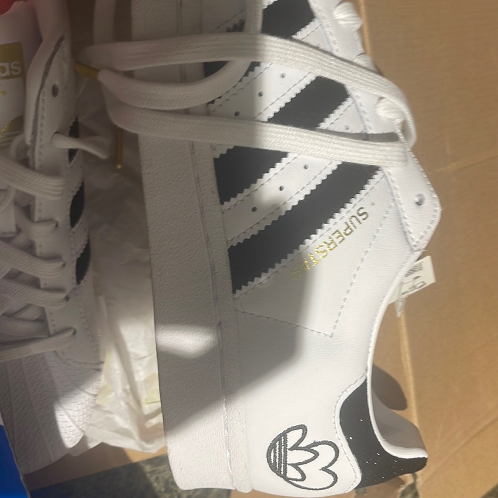 *Brand New* limited edition Adidas with sparkle velvet detail.